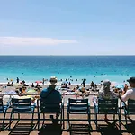 Claudia - -quiet- Near The Sea- Ac- Private Parking Apartment Nice