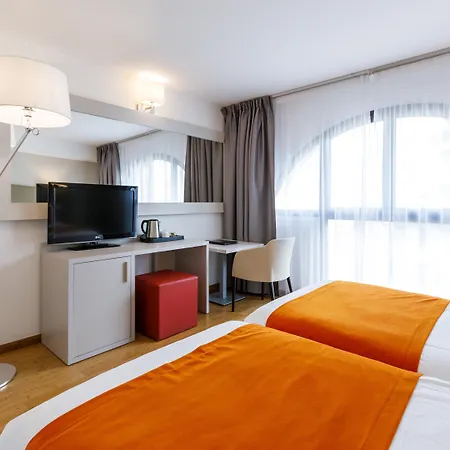 Riviera 4*