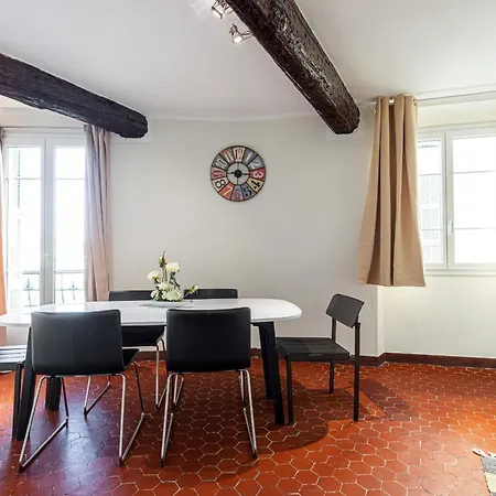Large 3 Bdr Old Town - Ac Apartment *