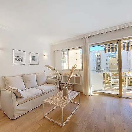 Apartment Nestor&jeeves - Promenade Royal Luxembourg - Swimming Pool On The Roof *