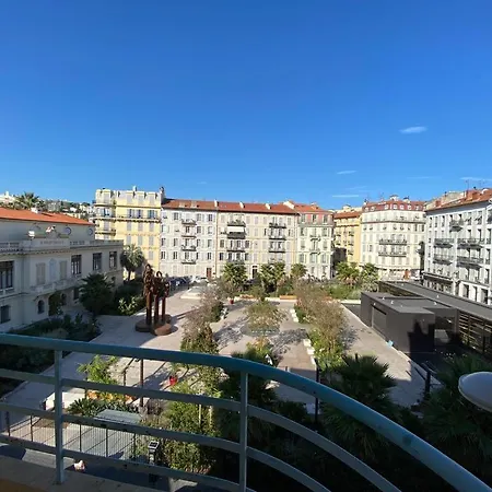 Carre D'or - Gubernatis Apartment