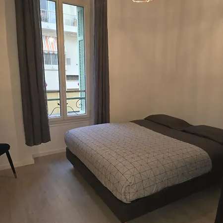 Appartement Appartement cosy moderne calme hyper centre gare sncf *
