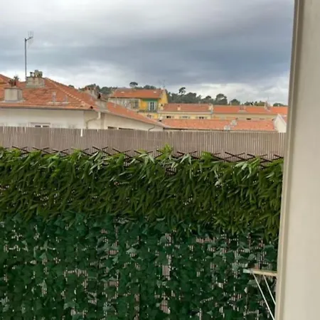 Port Bel Au Calme 2 Clim Balneo Option Parking Prive Max 4 Personnes Apartment *