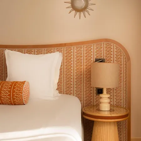 Le Soleia By Inwood Hotel