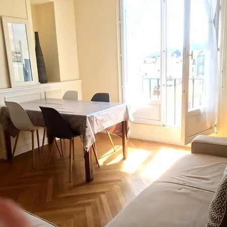 Typical Nice Apartment With Beautiful View Apartment *