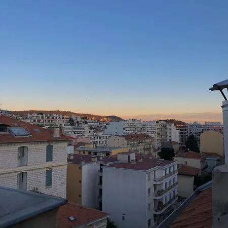Typical Nice Apartment With Beautiful View Apartment *