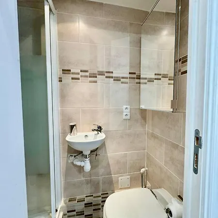 Port Bonaparte Place Du Pin Apartment *