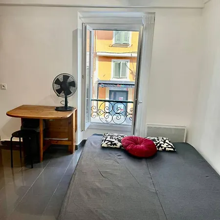 Apartment Port Bonaparte Place Du Pin
