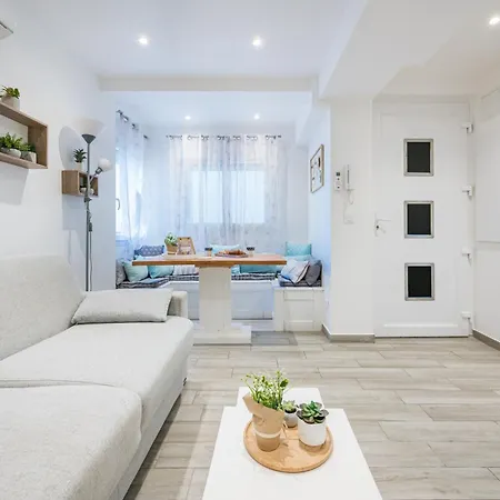 Apartment Le Cocon Nicois - 5min Tramway Et