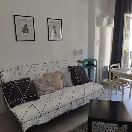 - Magnan Apartment *