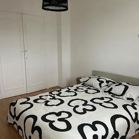 3-room Apartment, Sleeps 6, Sea View * Nice