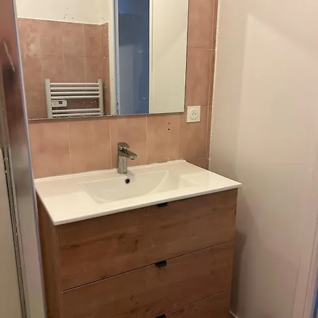 3-room Apartment, Sleeps 6, Sea View * Nice