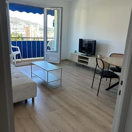 3-room Apartment, Sleeps 6, Sea View * Nice