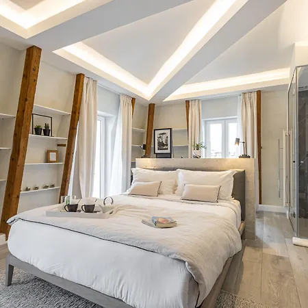 Le Dortoir Boutique Suites Hotel