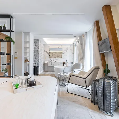 Le Dortoir Boutique Suites 4* Nice