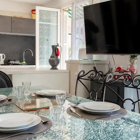 Marie Apartment