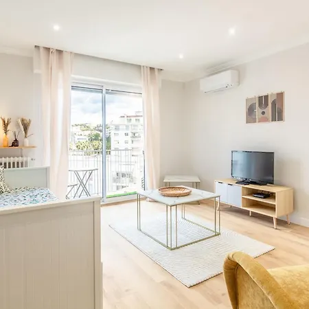 - Sweethome Spacious Flat - Balcon Apartment *