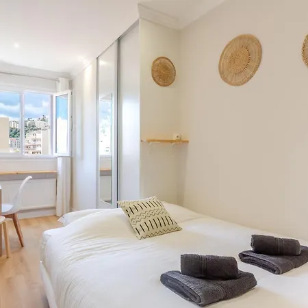 - Sweethome Spacious Flat - Balcon Apartment *