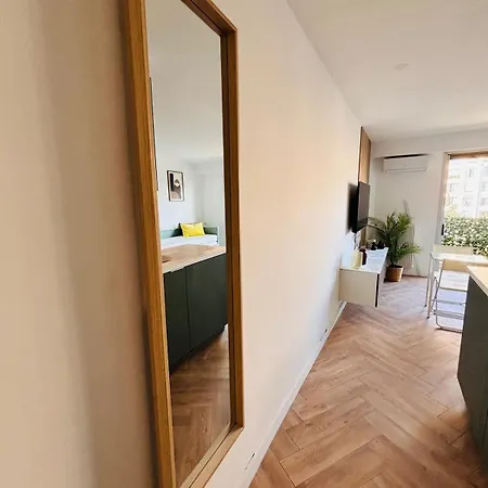 Perfectly Located Between Sea And Center Apartment Nice