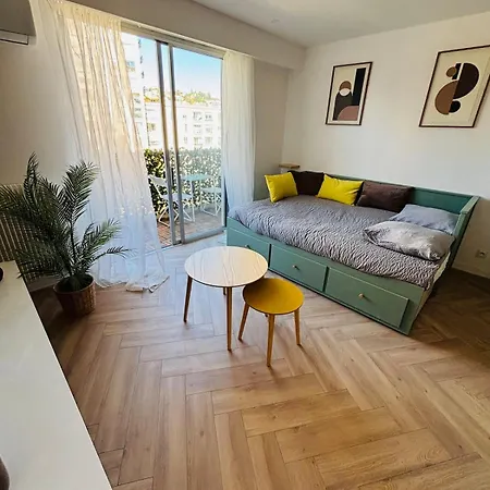Perfectly Located Between Sea And Center Apartment Nice