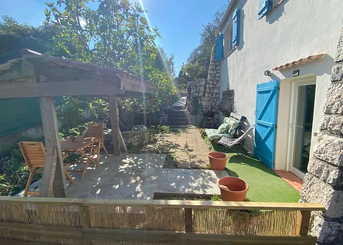 Breathe Guest-House