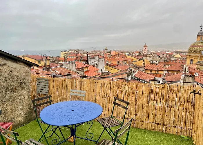 Triplex Toit-Terrasse Authentique Vieux-Nice & Mer