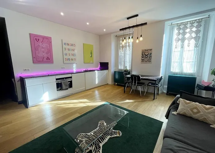 Grand Studio Design Au Coeur De Nice
