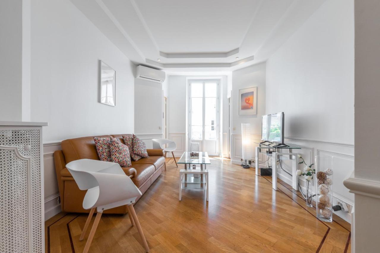Apartment Jean Medecin Avenue - Classy And Cosy 3 Bdrs Downtown & Parking Nice
