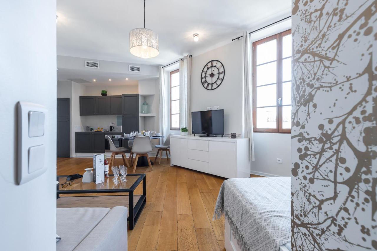 Apartment Gorgeous 1 Bdr With Gardens View In The Old Town *