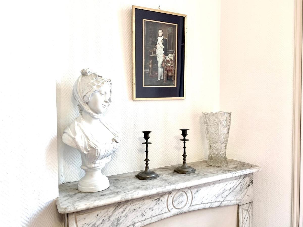 Riviera: Spacious 5-room Duplex Near Sea In Old Town Port Apartamento Nice