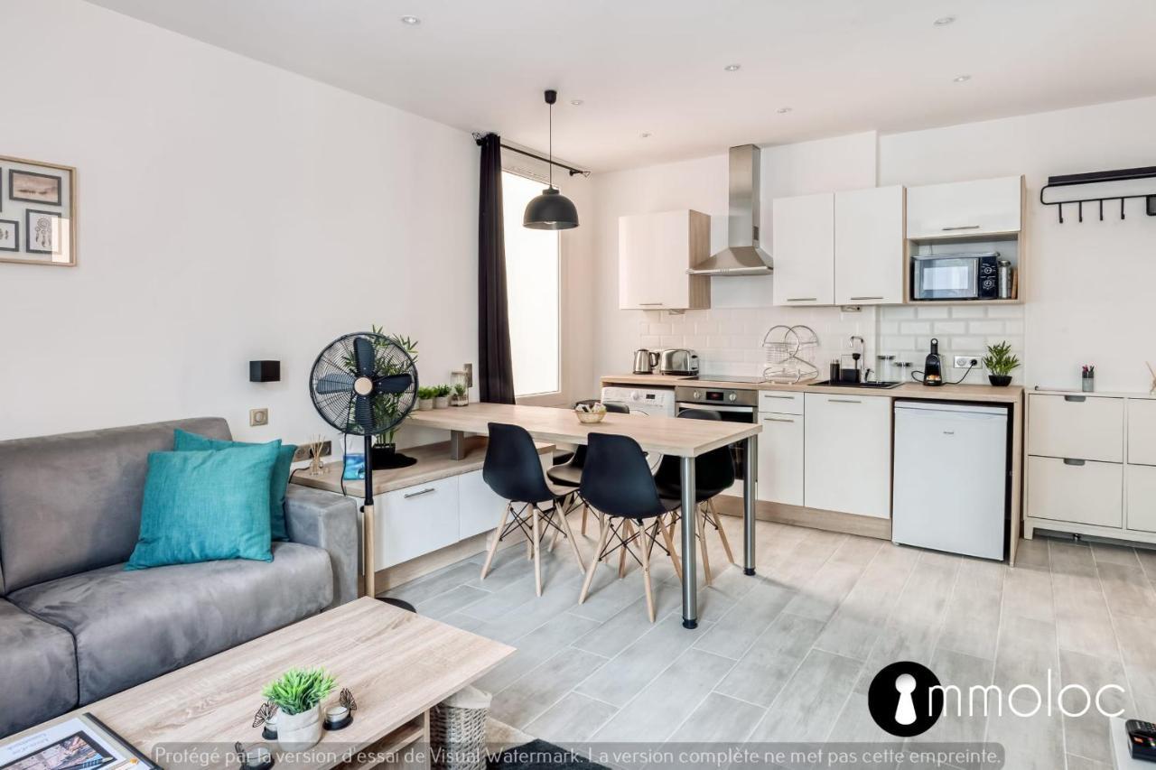 Hyper 2 Minutes Walk From 