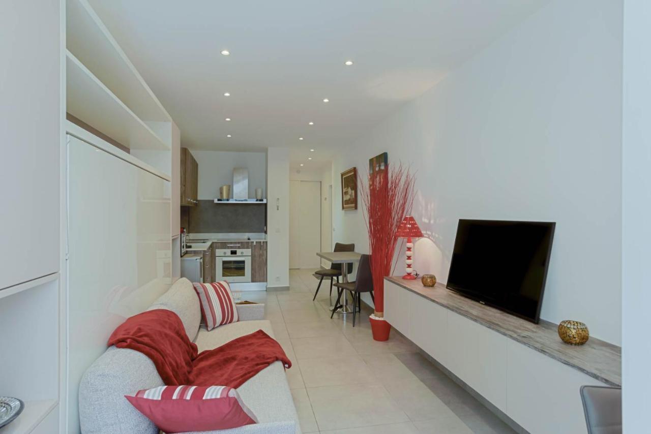 #3 Bottero A 2mins De La & Promenade Des Apartment