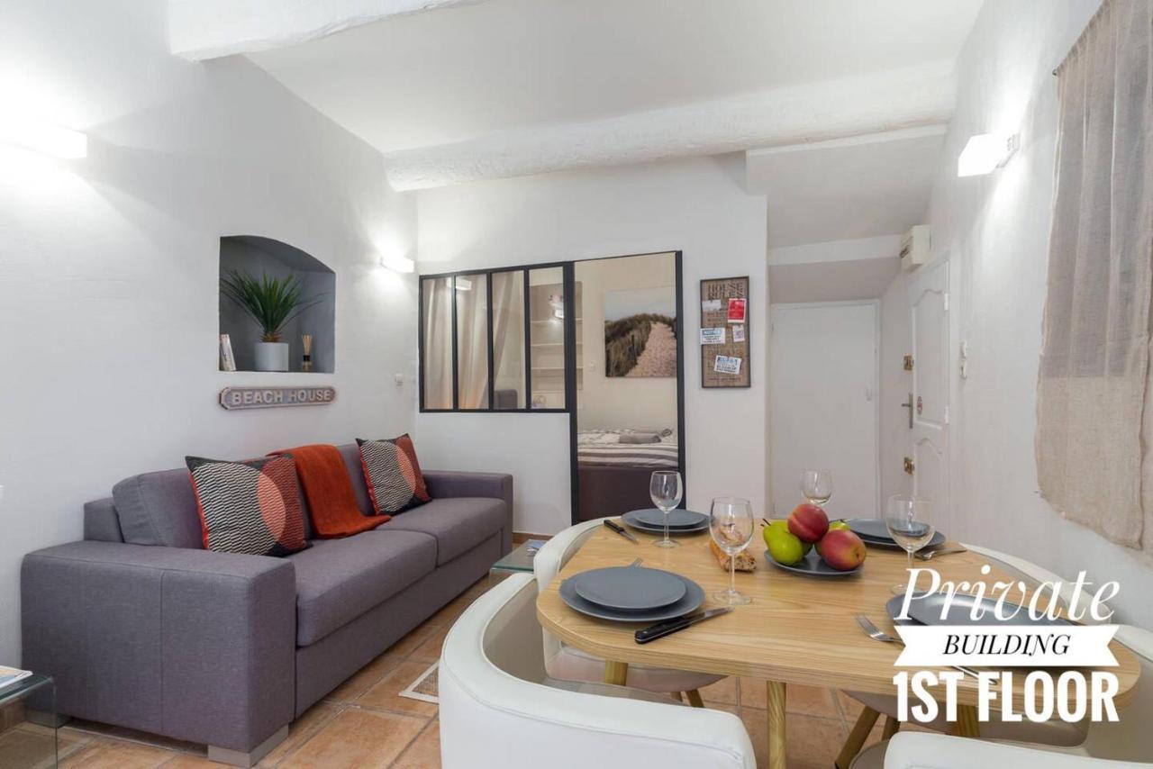 Private Building, 4 Apts, Unique At Nice- Old Town Apartment
