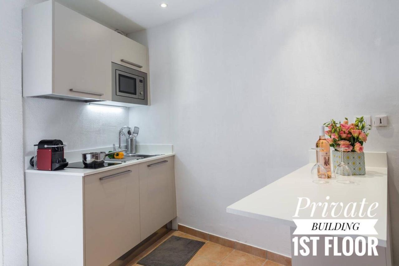 Private Building, 4 Apts, Unique At Nice- Old Town Apartment *