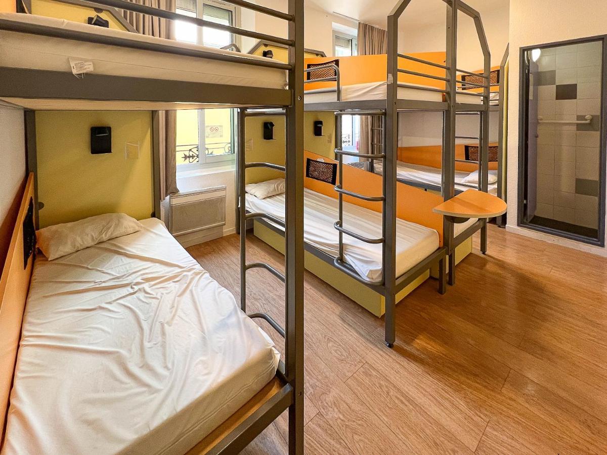 Hi Les Camelias Albergue Nice