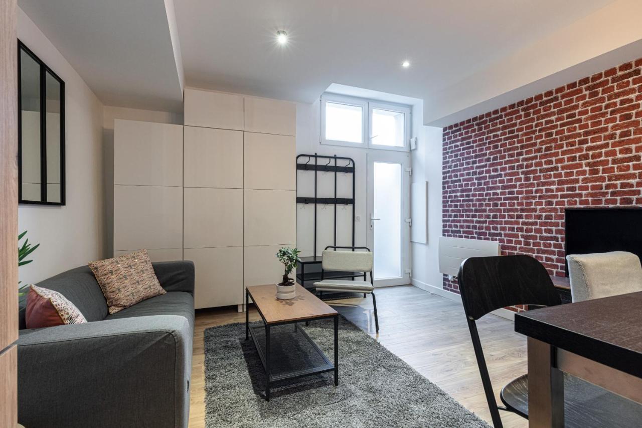 Apartment Loft Magnan - Parking - Ideal Couples -beach -tram & Supermarkets - New & Confort-ac *