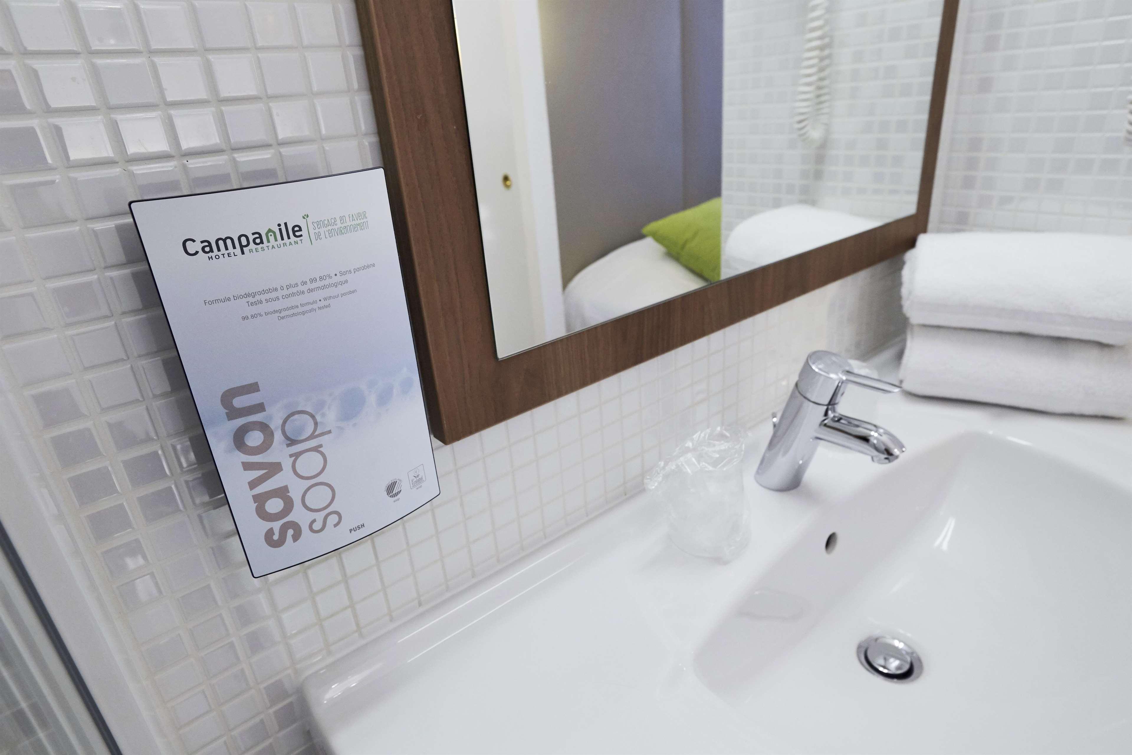 Hotel Campanile Centre Acropolis 3*