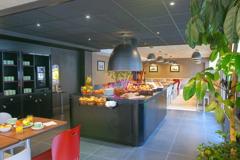 Campanile Centre Acropolis Hotel 3*