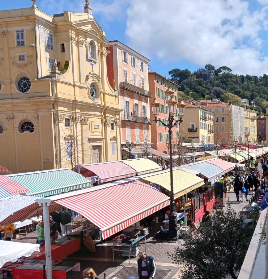 Large 2br Sunny 20 Meter Terrace Parking Shops