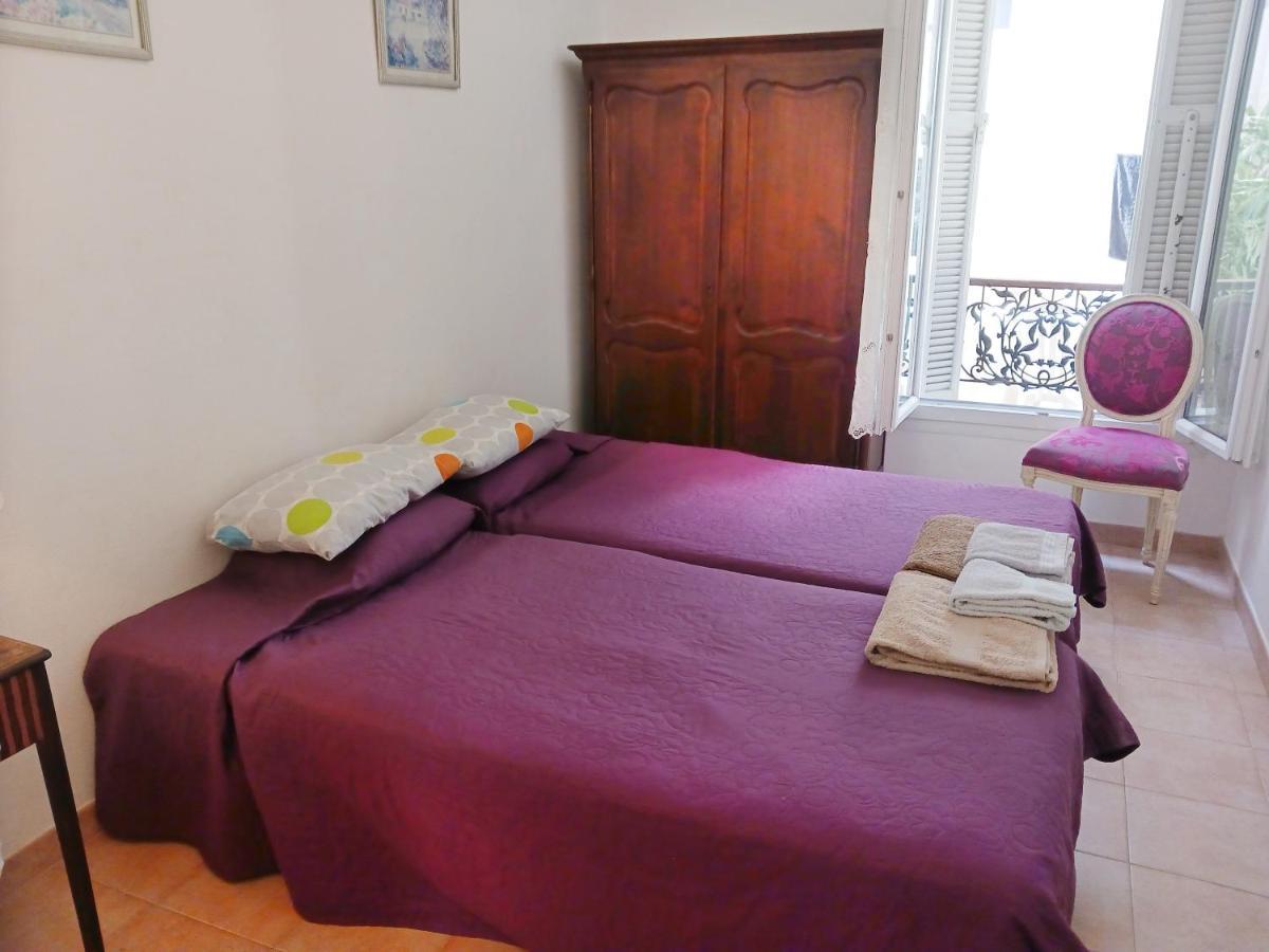 Large 2br Sunny 20 Meter Terrace Parking Shops * Nice