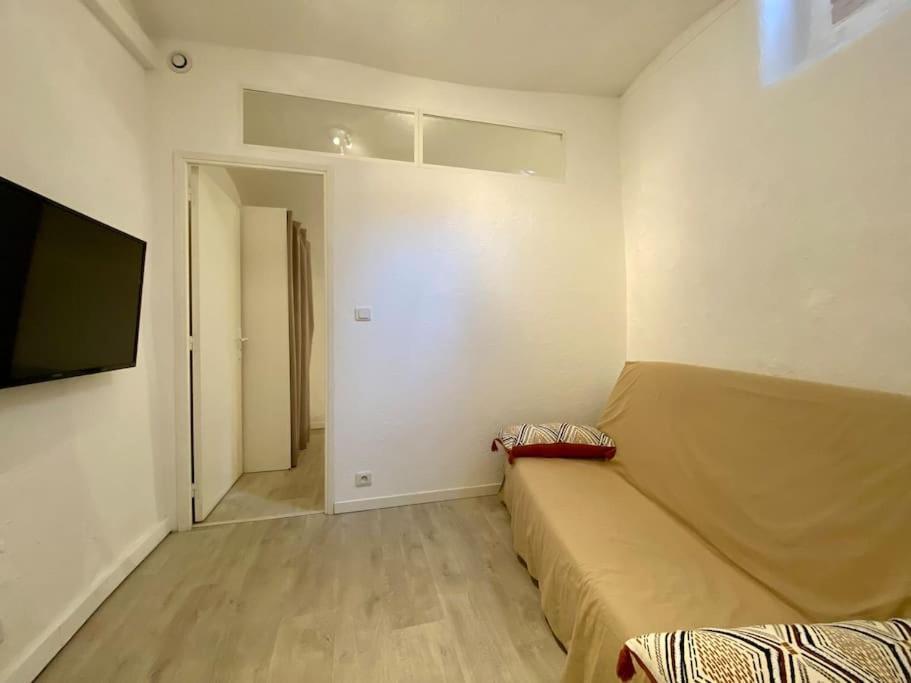 Vieux-nice 2 Pieces En Duplex Apartment *