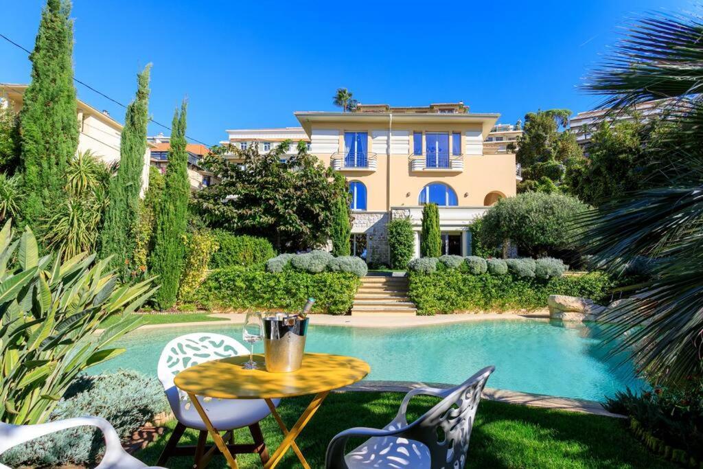 Luxury * Nice