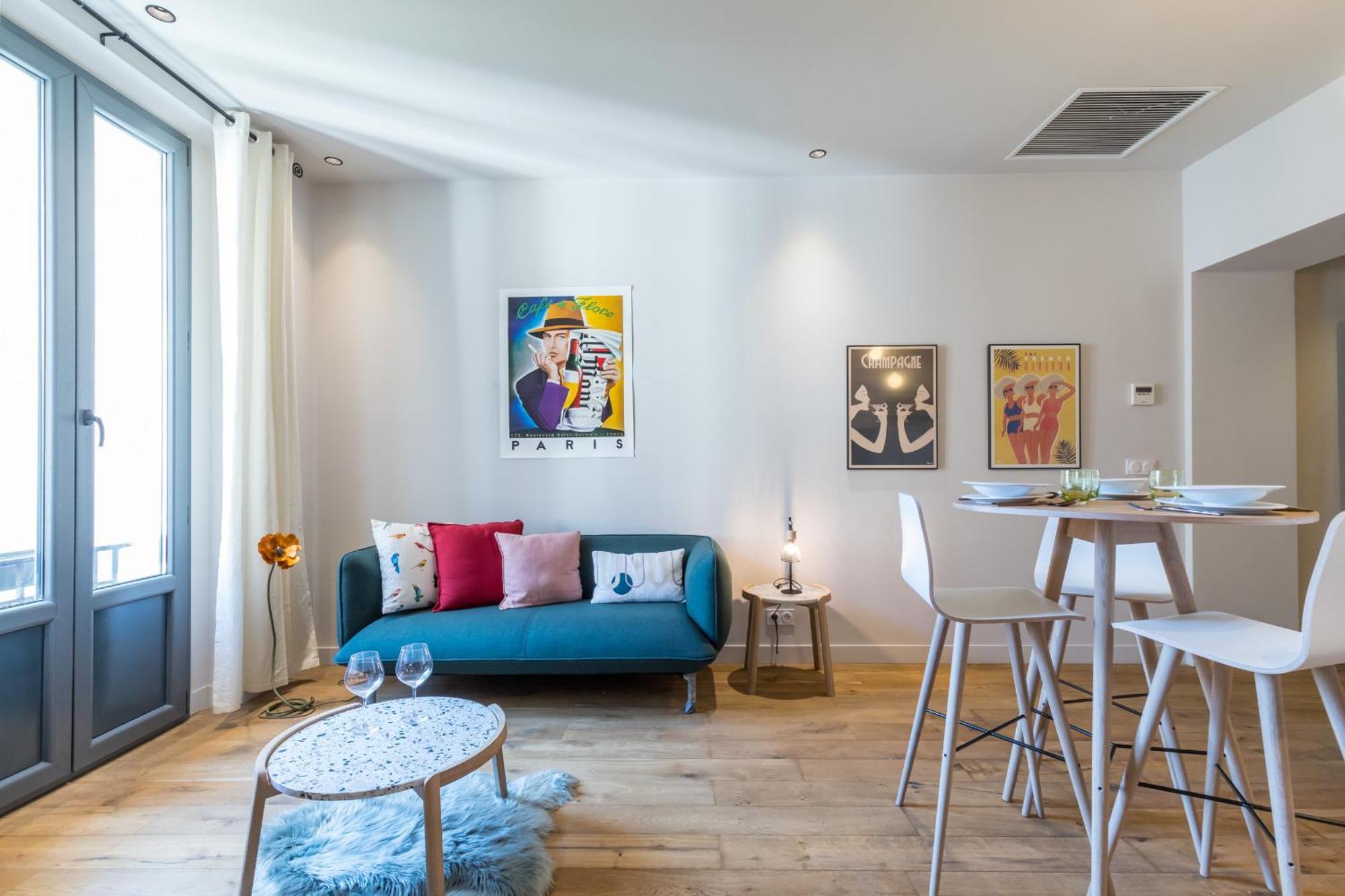 Refined & Cozy 1 Bedroom Downtown Apartment Nice