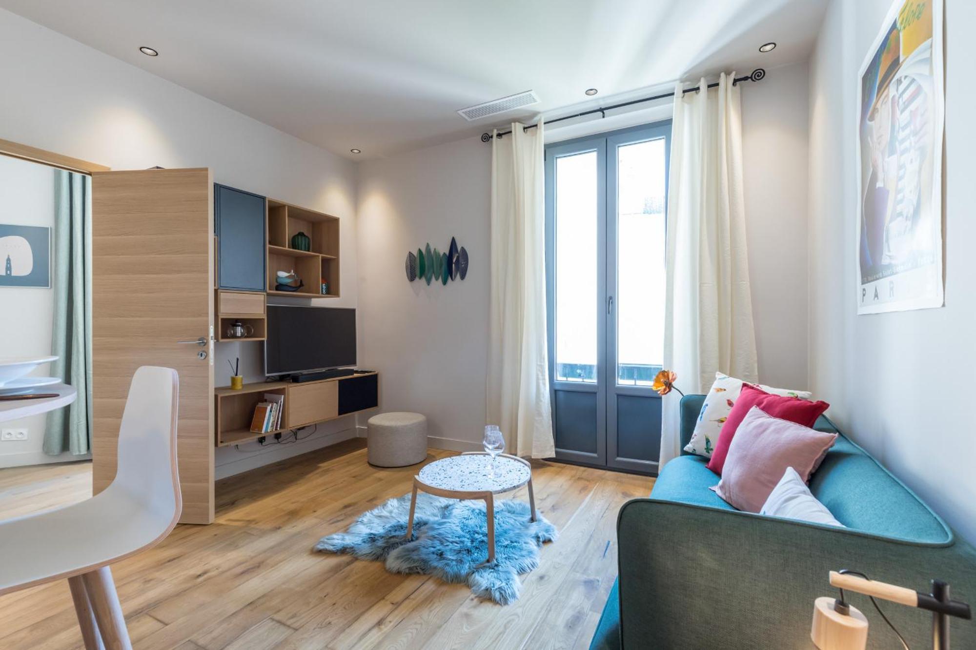Refined & Cozy 1 Bedroom Downtown *