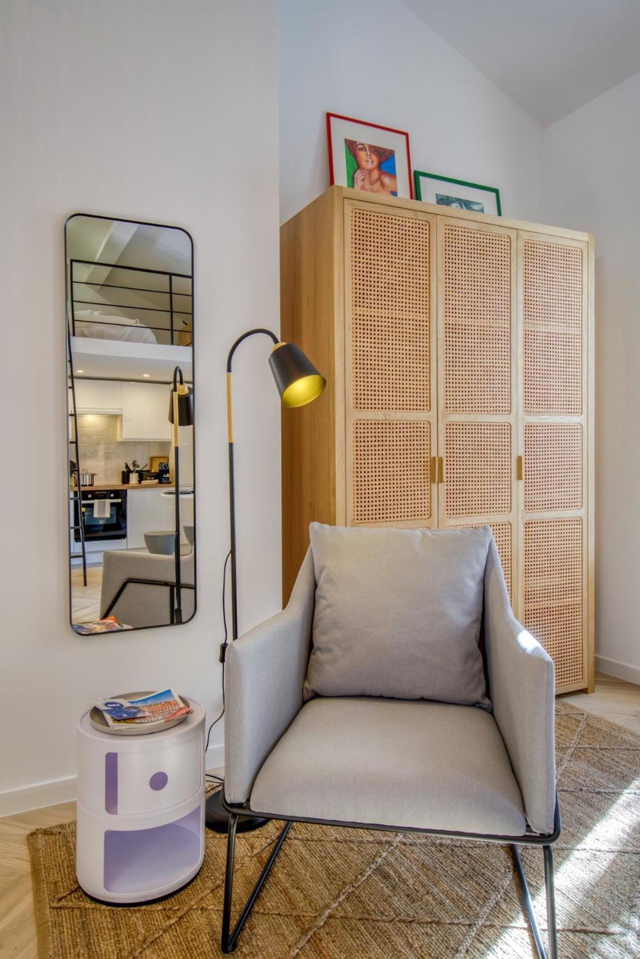 Charming House, Large Private Terrace, Air Conditioning - 