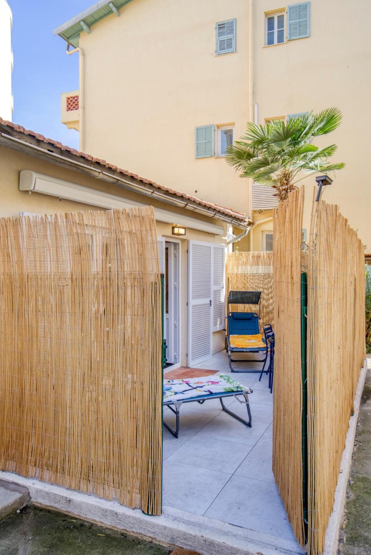 Charming House, Large Private Terrace, Air Conditioning - 