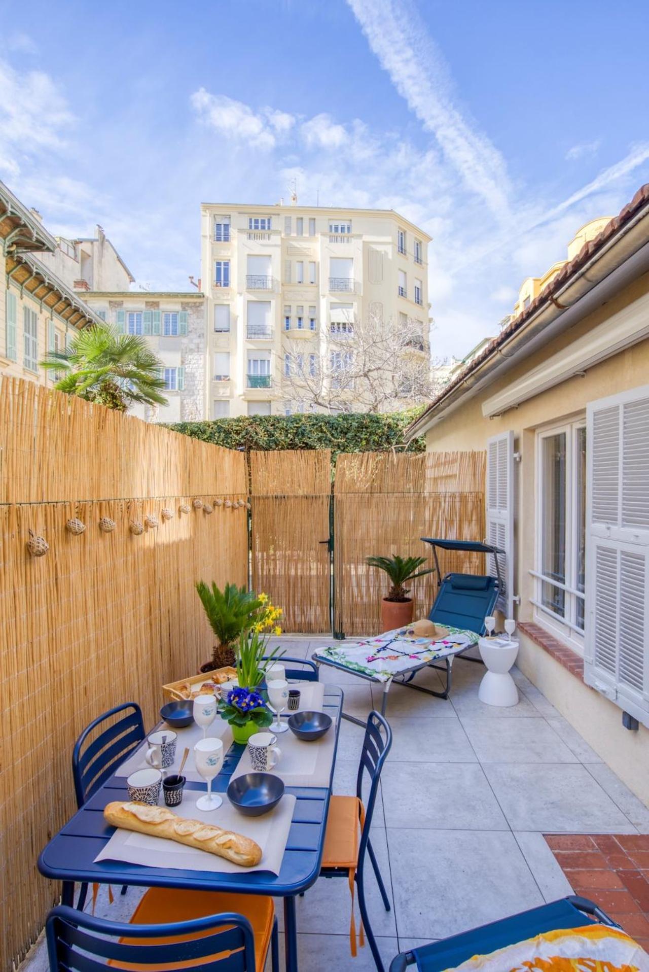 Charming House, Large Private Terrace, Air Conditioning - 