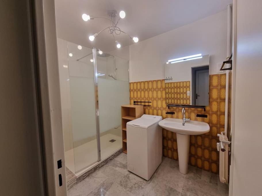 Nice-appt 4 Voyageurs 3 Lits, 800 M/mer Apartment Nice