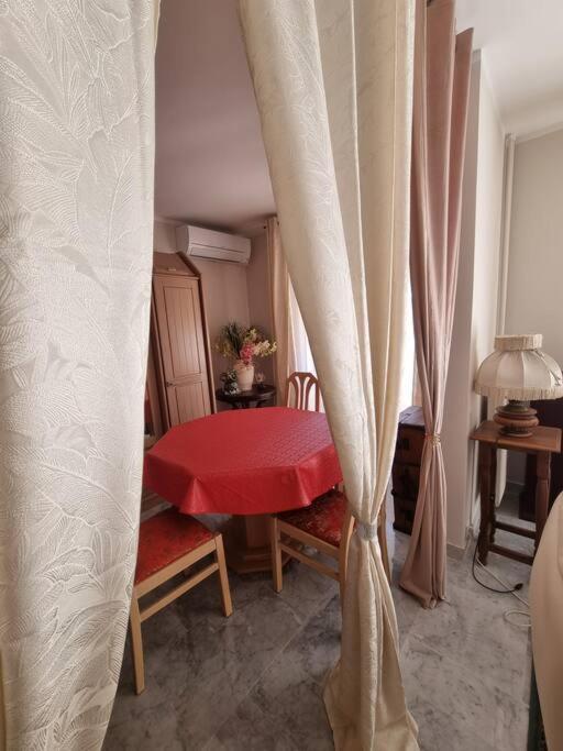 Apartment Nice-appt 4 Voyageurs 3 Lits, 800 M/mer