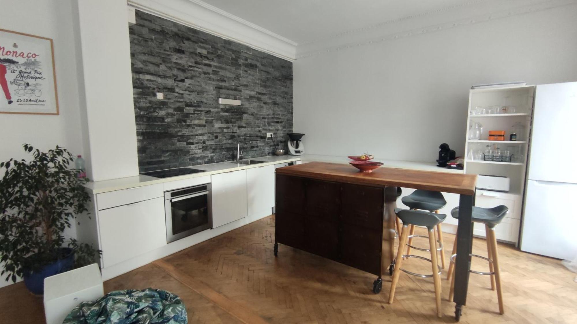 Spacieux 4 Pieces De Type Bourgeois Art-deco *